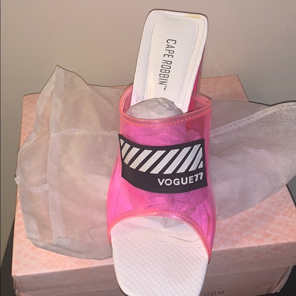 Camryn Heels fun and stylish - Picture 2 of 4